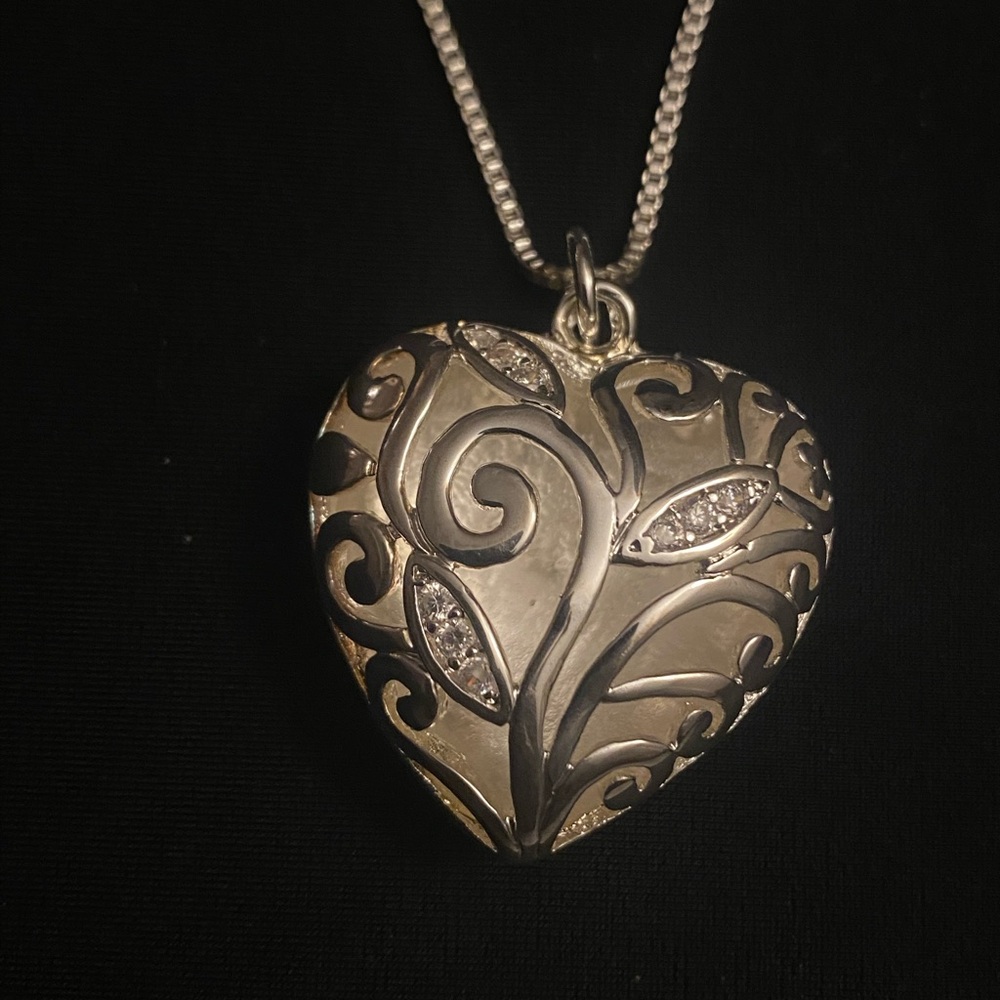 Elegant Sterling Silver Heart Pendant Necklace